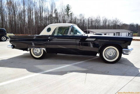 1957 Ford Thunderbird