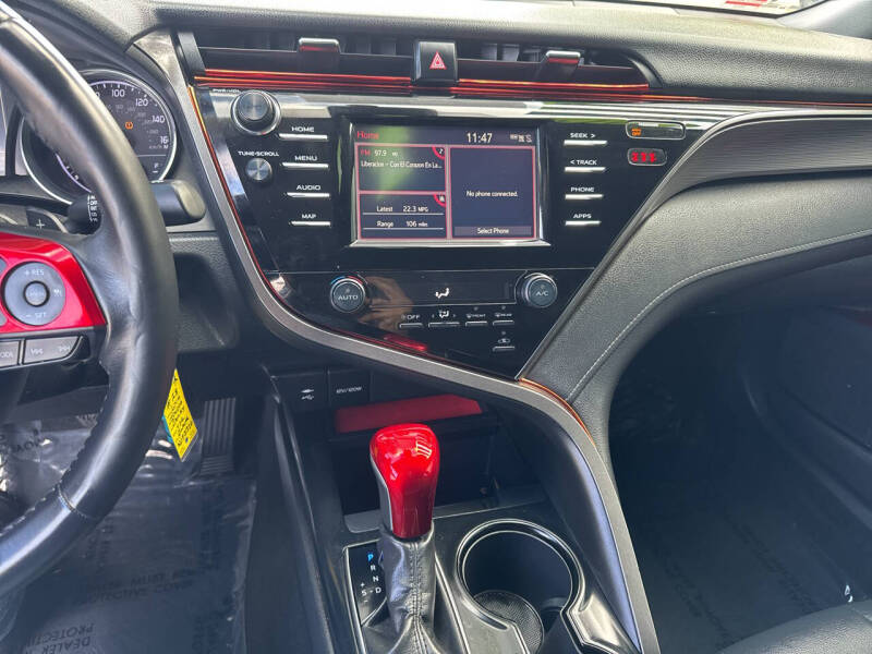 2019 Toyota Camry LE