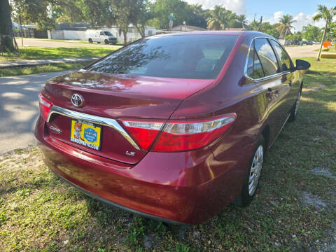 2017 Toyota Camry LE