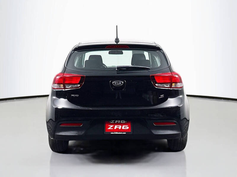 2019 Kia Rio 5-Door S
