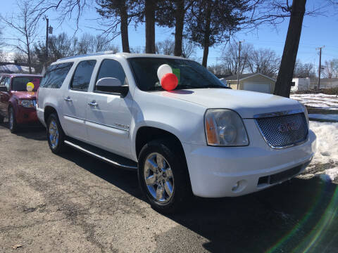 2007 GMC Yukon XL for sale at Antique Motors in Plymouth IN