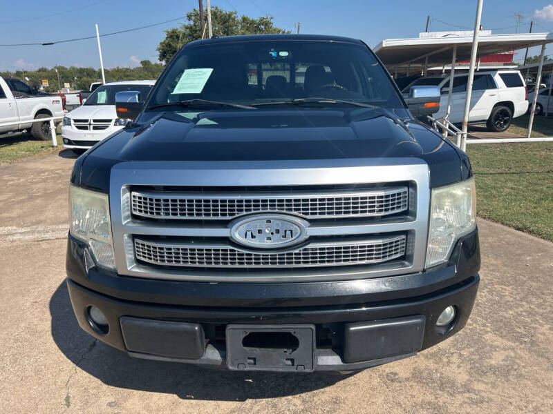 2011 Ford F-150 Platinum's photo