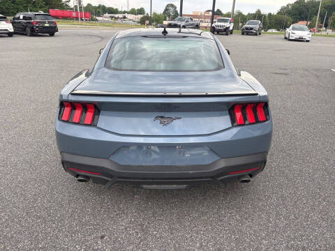 2025 Ford Mustang EcoBoost