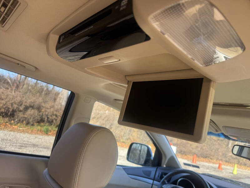 2008 Subaru Tribeca Ltd. 7-Pass.