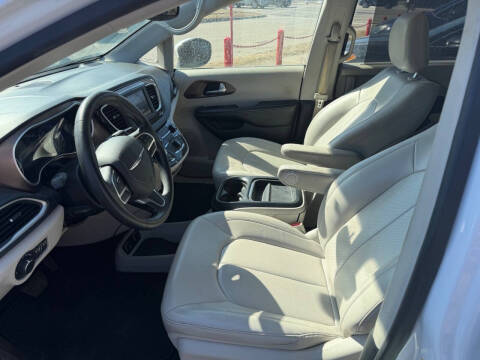2021 Chrysler Voyager LXi