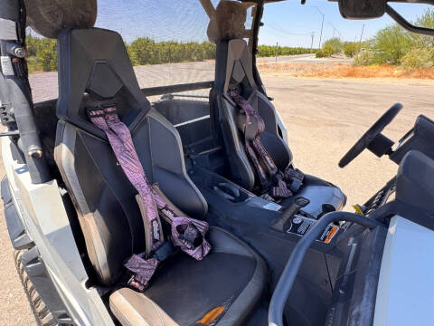 2013 Can-Am Commander