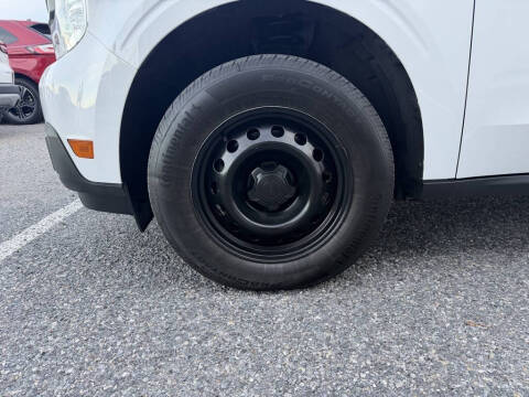 2024 Ford Maverick XL