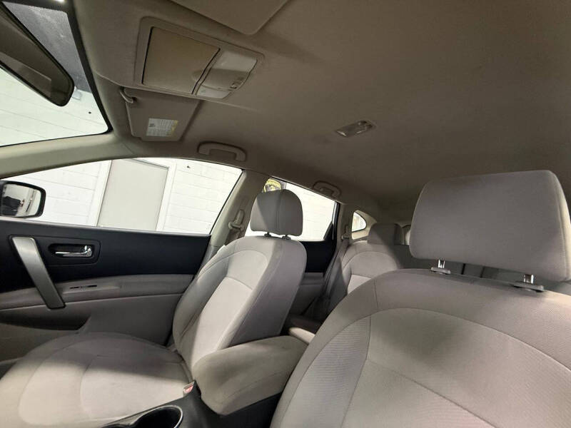 2012 Nissan Rogue S