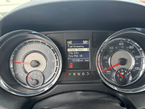 2012 Chrysler Town and Country Touring-L