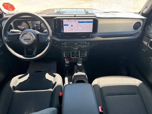 2025 Jeep Gladiator Willys