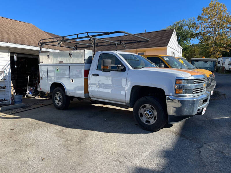 Used 2018 Chevrolet Silverado 2500HD Work Truck with VIN 1GB0CUEG1JZ202240 for sale in Frazer, PA