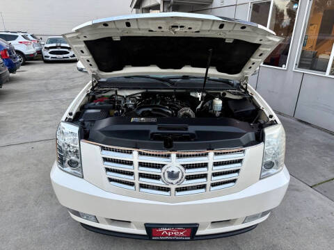 2010 Cadillac Escalade Premium