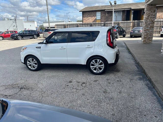 2016 Kia Soul +