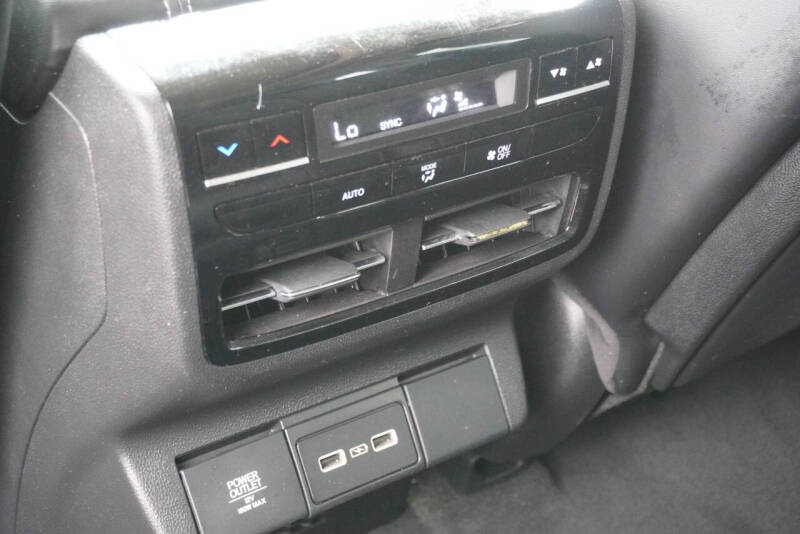 2022 Acura MDX w/Tech