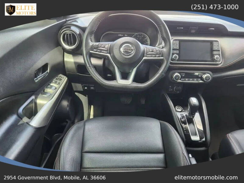 2020 Nissan Kicks SR