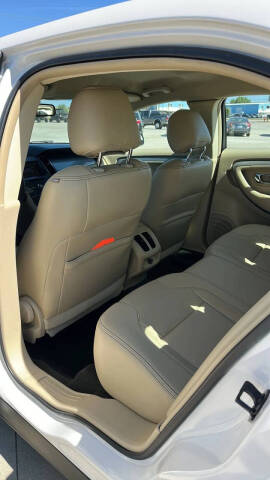 2014 Ford Taurus SEL