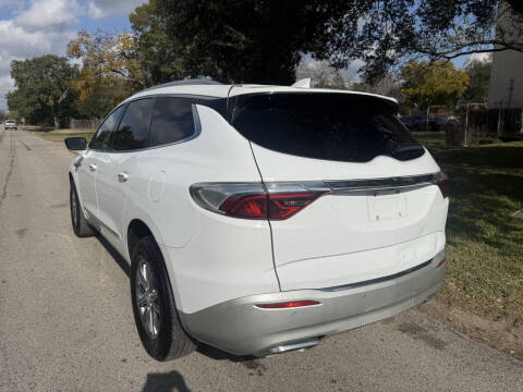 2022 Buick Enclave Essence