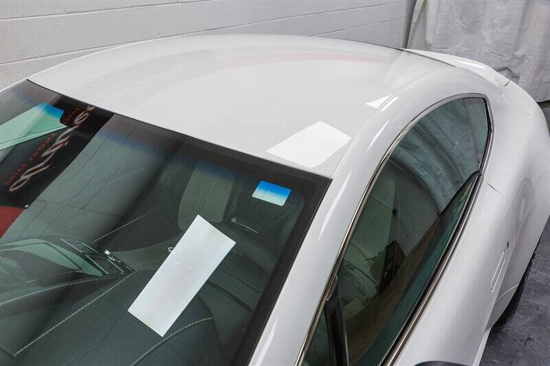 2011 Aston Martin V12 Vantage