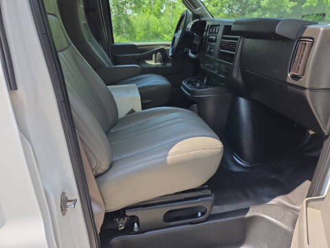 2020 Chevrolet Express 3500