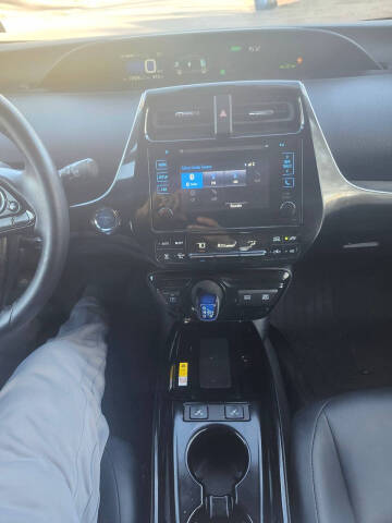 2019 Toyota Prius XLE AWD-e