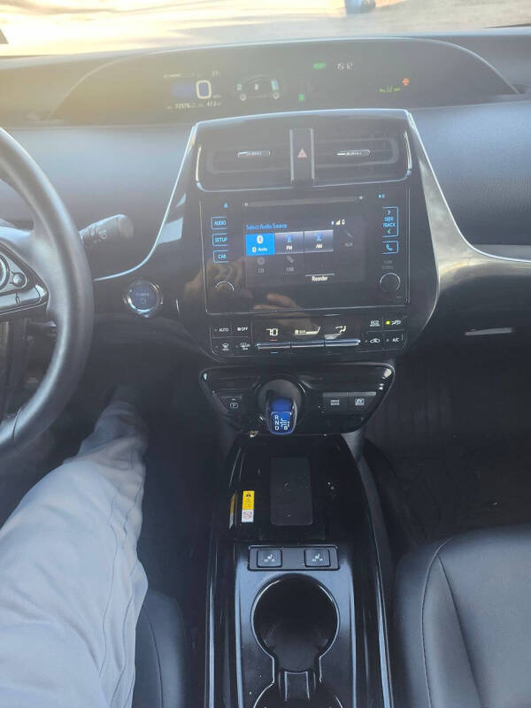 2019 Toyota Prius XLE AWD-e