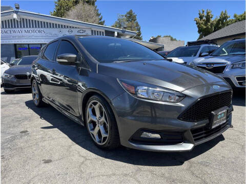 2018 Ford Focus ST