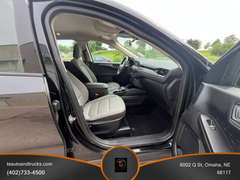 2020 Ford Escape S