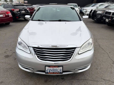 2012 Chrysler 200 Touring