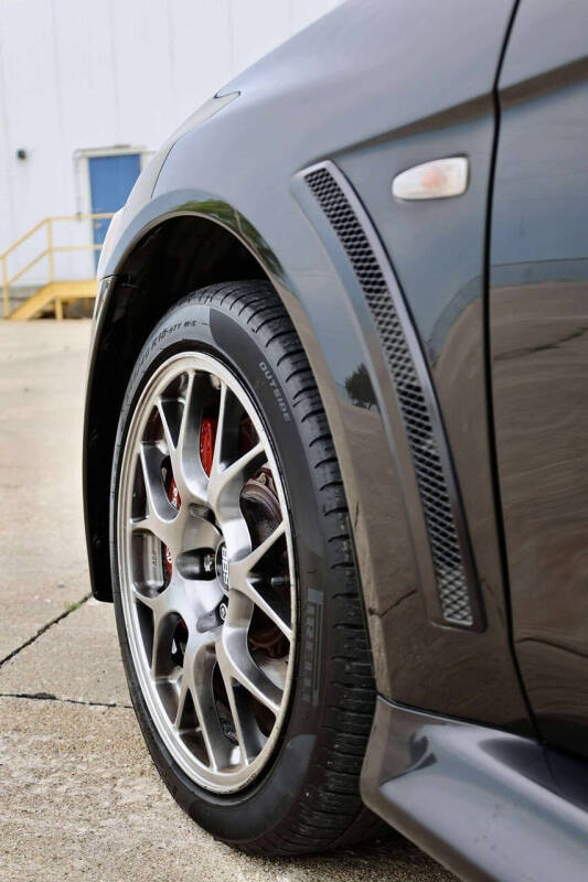 2011 Mitsubishi Lancer Evolution MR