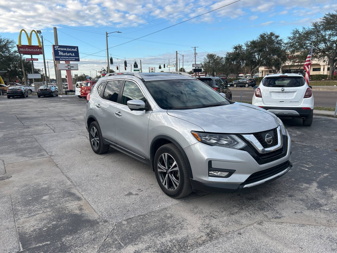 2017 Nissan Rogue SL AWD 4dr Crossover's photo