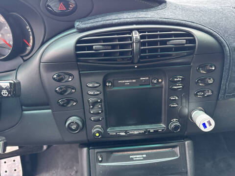 2001 Porsche 911 Carrera