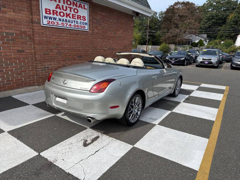 2004 Lexus SC 430