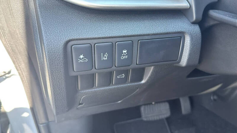 2025 Mitsubishi Eclipse Cross SE