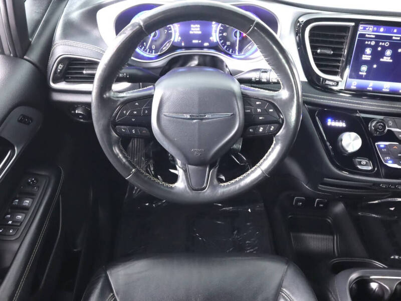 2021 Chrysler Pacifica Touring L