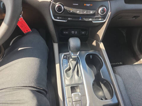 2019 Hyundai Santa Fe SE 2.4L
