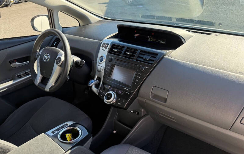 2012 Toyota Prius v Three