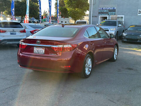 2013 Lexus ES 300h