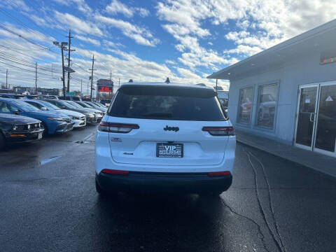 2023 Jeep Grand Cherokee L Altitude