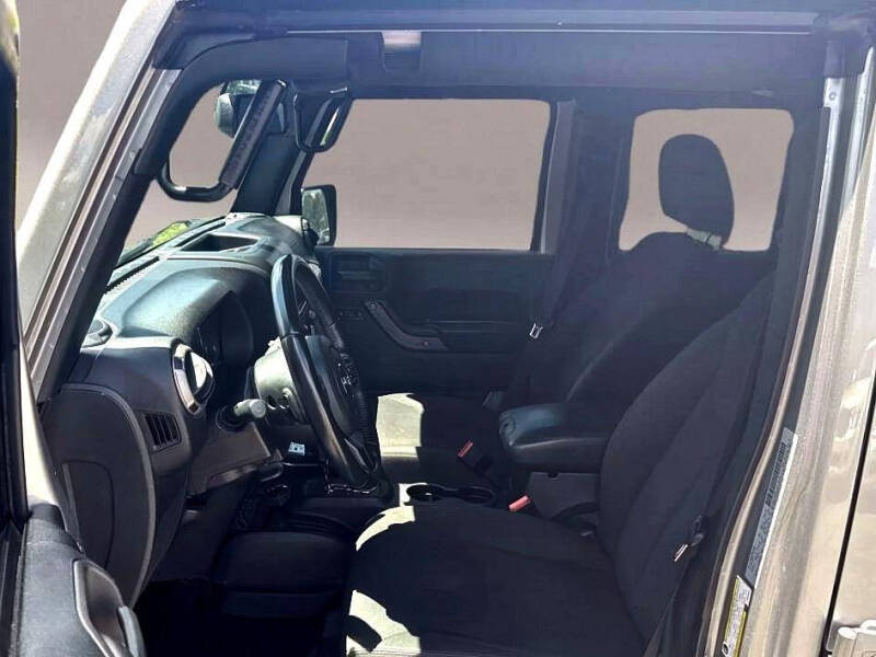 2017 Jeep Wrangler Unlimited Willys Wheeler W