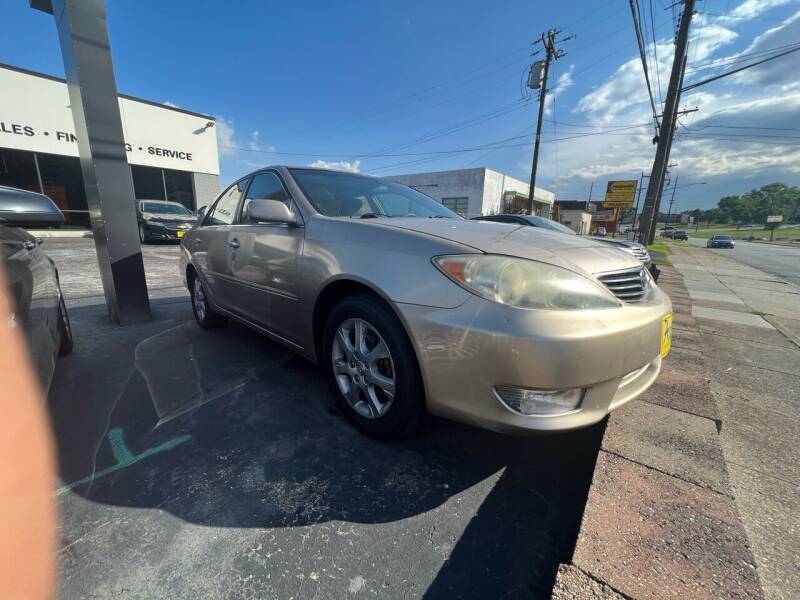 2005 Toyota Camry for sale at Abrams Automotive Inc in Cincinnati OH