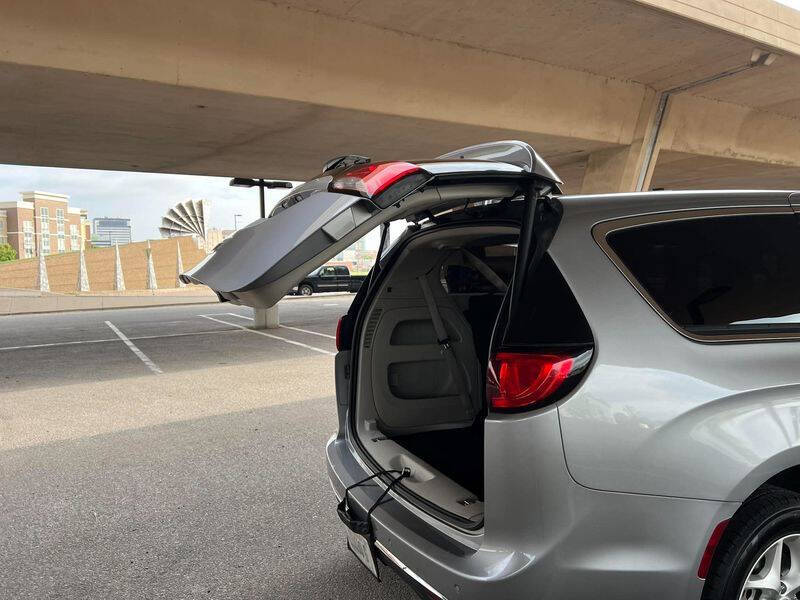 2020 Chrysler Pacifica Touring