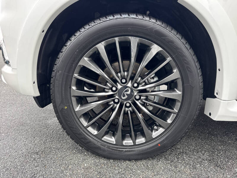 2022 Infiniti QX80 Premium Select