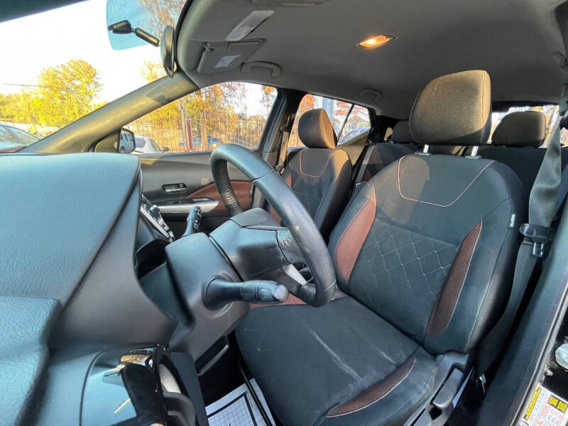 2018 Nissan Kicks SR