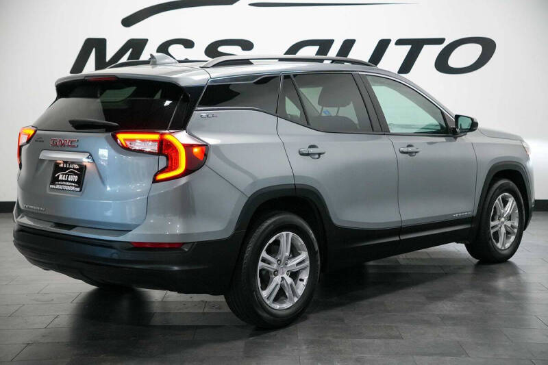 2023 GMC Terrain SLE