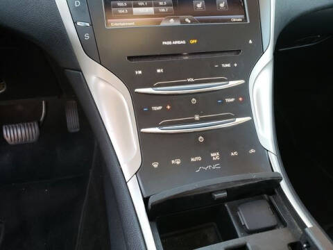 2016 Lincoln MKZ