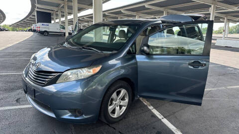 2014 Toyota Sienna L 7-Passenger