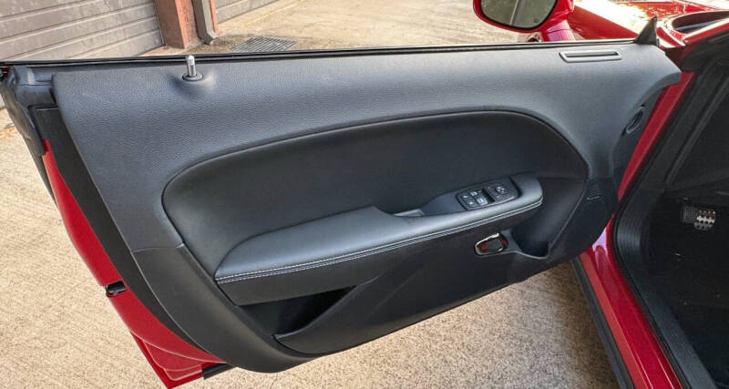 2015 Dodge Challenger SRT Hellcat