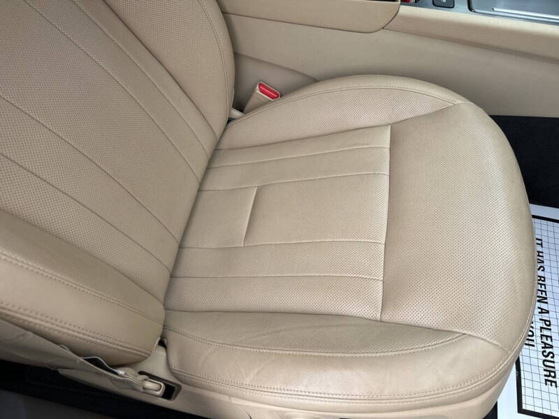 2016 Hyundai Genesis