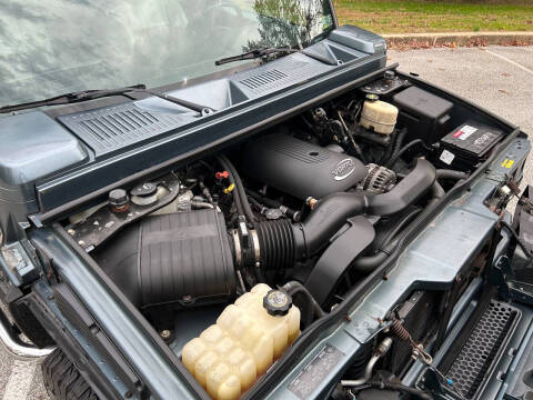 2005 HUMMER H2 Lux Series