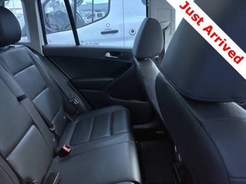 2017 Volkswagen Tiguan 2.0T Wolfsburg Edition